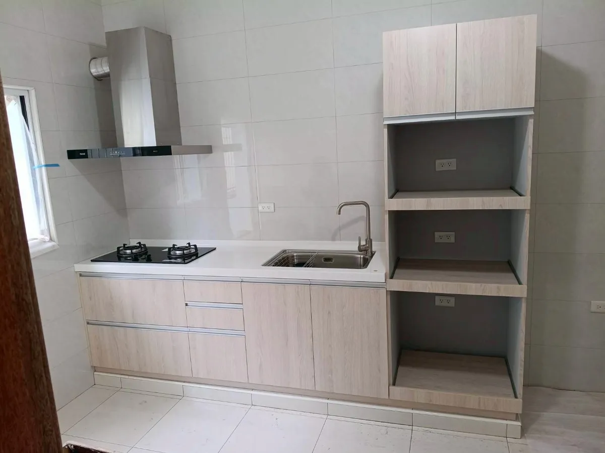 高雄前鎮廚房舊翻新 - 系統廚具與林內排油煙機